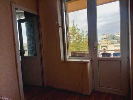 1 otaqlı köhnə tikili - Bakıxanov q. - 35 m²