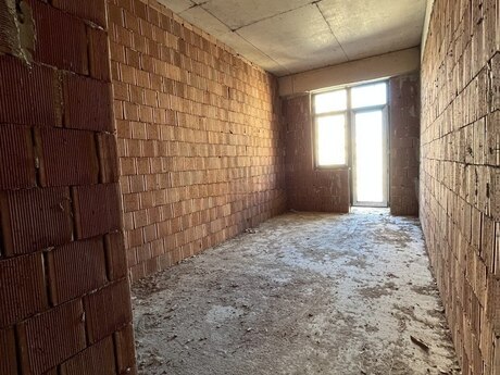 3 otaqlı yeni tikili - Nizami m. - 111 m²