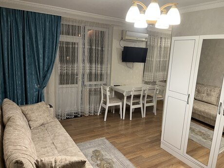 1 otaqlı köhnə tikili - Şah İsmayıl Xətai m. - 30 m²