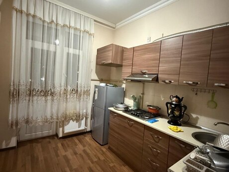 1 otaqlı yeni tikili - Yasamal q. - 45 m²