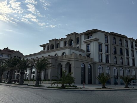 Аренда: 2-комнатная квартира, 65 м², Marina Village: 750 ₼/мес 2