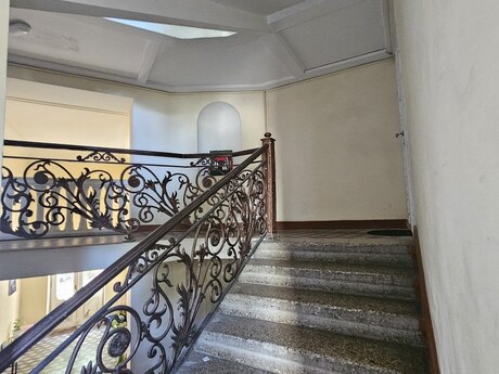 2 otaqlı köhnə tikili - İçəri Şəhər m. - 102 m²