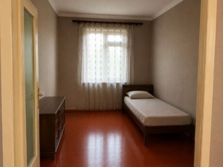 3 otaqlı həyət evi/bağ evi - Nizami m. - 90 m²