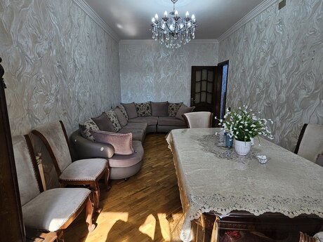 4-комнатная квартира, 120 м², Azadlıq Prospekti: 265 000 ₼ 5