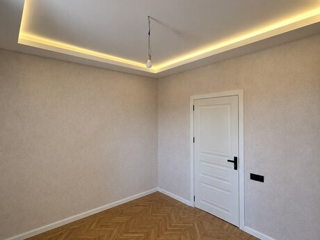 3 otaqlı mənzil, 75 m², Bakıxanov: 220 000 ₼ 5