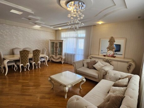 3 otaqlı yeni tikili - Elmlər Akademiyası m. - 140 m²