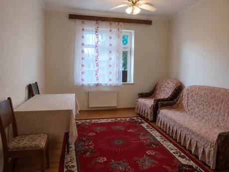 2 otaqlı köhnə tikili - Gənclik m. - 65 m²