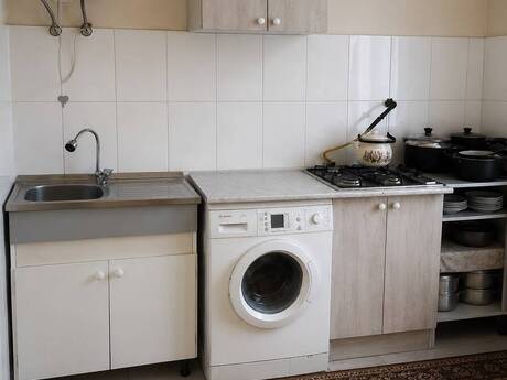 2 otaqlı köhnə tikili - Gənclik m. - 65 m²