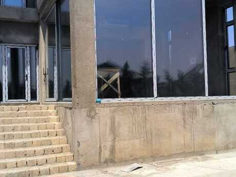 8 otaqlı həyət evi/bağ evi - Köhnə Günəşli q. - 450 m²