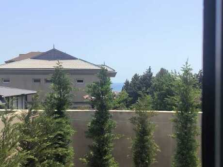 8 otaqlı həyət evi/bağ evi - Köhnə Günəşli q. - 450 m²