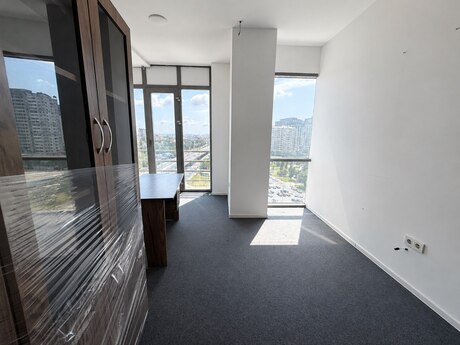 5-комн. офис - м. Шах Исмаил Хатаи - 190 м²