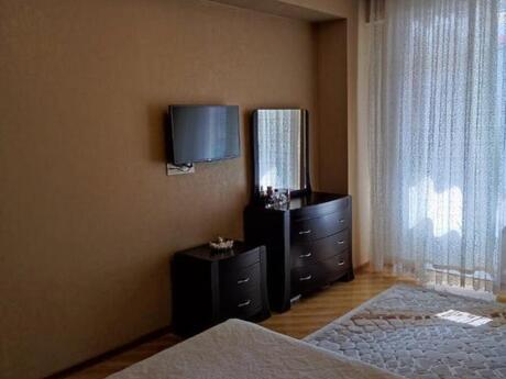 2 otaqlı yeni tikili - Qara Qarayev m. - 70 m²