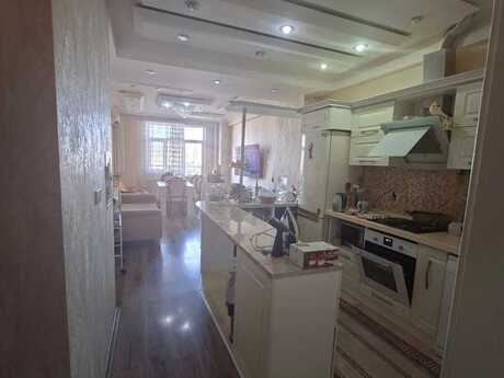 4 otaqlı yeni tikili - İnşaatçılar m. - 98 m²