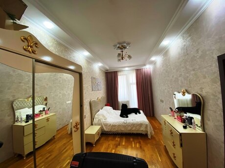 3-комнатная квартира, 105 м², Qara Qarayev: 277 000 ₼ 3