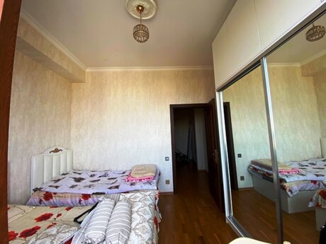 3-комнатная квартира, 105 м², Qara Qarayev: 277 000 ₼ 2