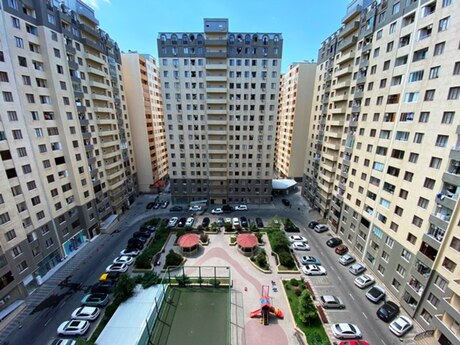 3 rooms · 105 m² · floor 5/17, Qara Qarayev