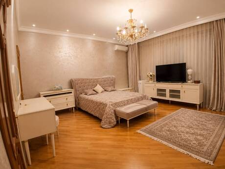 Kirayə 4 otaqlı mənzil, 215 m², Nəsimi: 2 000 ₼/ay 5