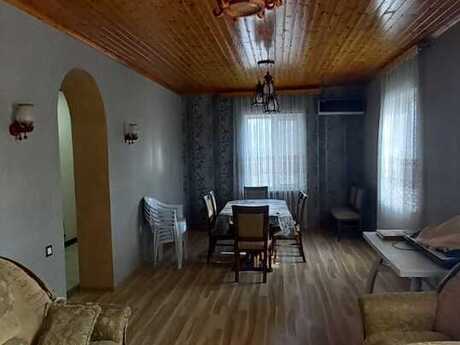 Elan №6305989 - Bakı, Albalılıq q., 5 otaqlı, 200 m²