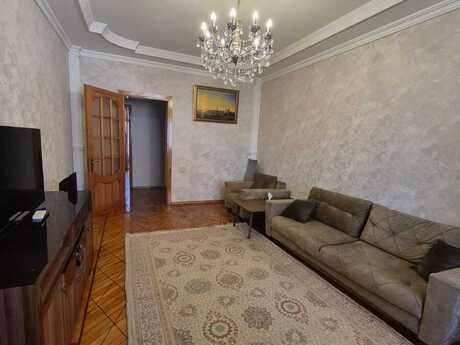 Elan №6306031 - Bakı, Şah İsmayıl Xətai m., 2 otaqlı, 65 m², 4/4 mərtəbə