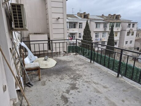 Elan №6306211 - Bakı, Şah İsmayıl Xətai m., 2 otaqlı, 40 m², 4/5 mərtəbə
