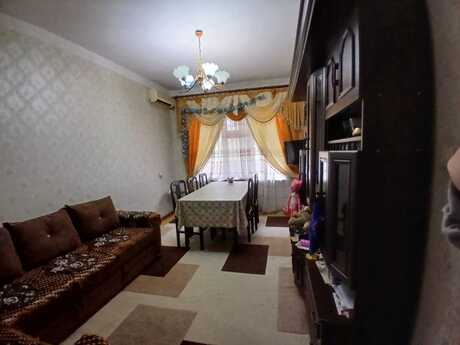 Elan №6306375 - Bakı, Köhnə Günəşli q., 3 otaqlı, 80 m², 1/9 mərtəbə