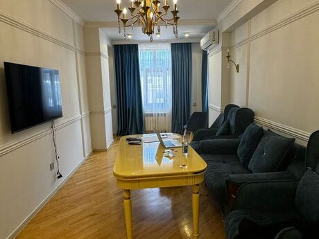 Kirayə 3 otaqlı mənzil, 110 m², Şah İsmayıl Xətai: 1 350 ₼/ay 2