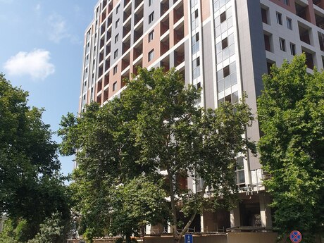 2 otaqlı mənzil, 102 m², 28 May: 300 000 ₼ 3