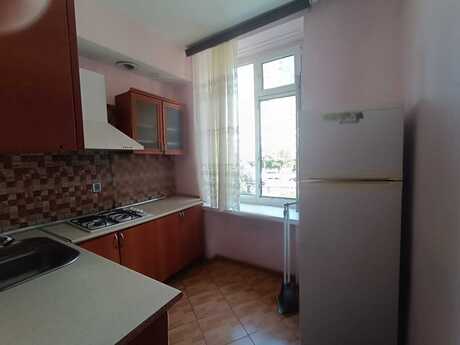 1-комн. вторичка - м. Кара Караев - 40 м²