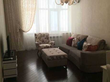 Elan №6306663 - Bakı, Şah İsmayıl Xətai m., 2 otaqlı, 90 m², 14/19 mərtəbə