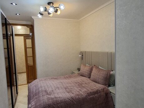 3 otaqlı mənzil, 60 m², Bakıxanov: 152 000 ₼ 3