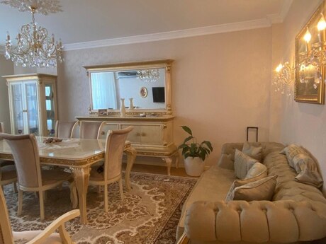 Elan №6306821 - Bakı, Şah İsmayıl Xətai m., 2 otaqlı, 80 m², 14/16 mərtəbə