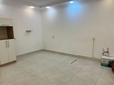 1-комн. офис - м. Ичеришехер - 50 м²