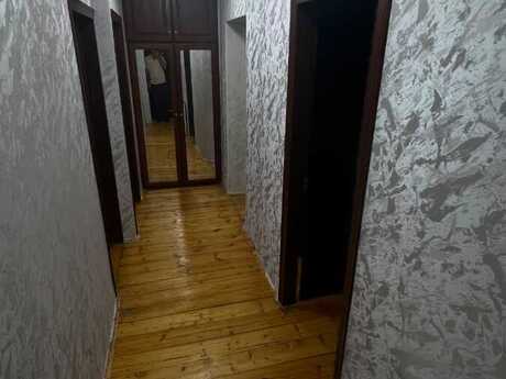 3-комн. вторичка - м. Ахмедлы - 70 м²