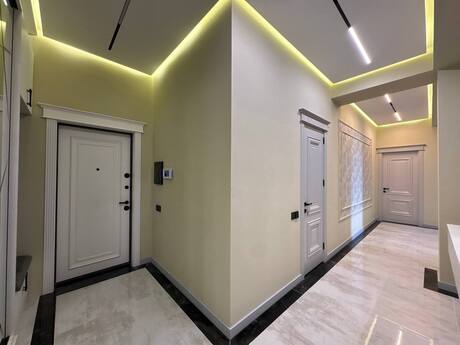 4-комнатная квартира, 131 м², Əhmədli: 345 000 ₼ 3