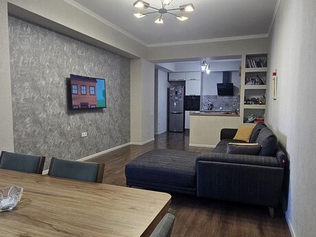 3 otaqlı yeni tikili - İnşaatçılar m. - 110 m²