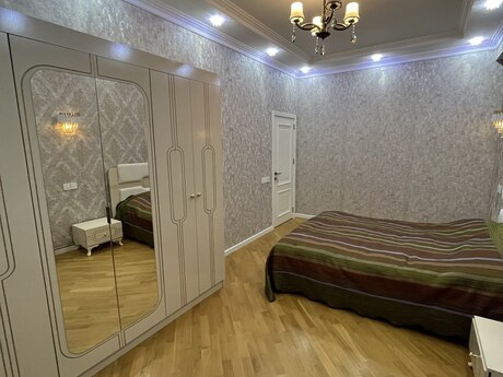 Kirayə 3 otaqlı mənzil, 99 m², 28 May: 1 200 ₼/ay 4