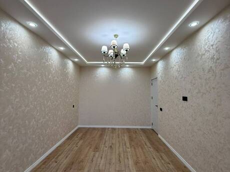 3-комн. вторичка - м. Ази Асланов - 65 м²