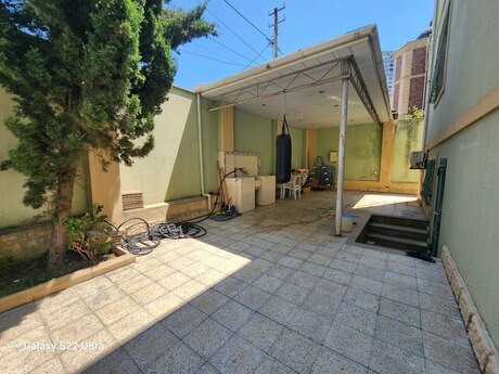 8 otaqlı həyət evi, 315 m², Neftçilər: 595 000 ₼ 4