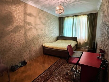 3 otaqlı mənzil, 100 m², 8 Noyabr: 245 000 ₼ 3