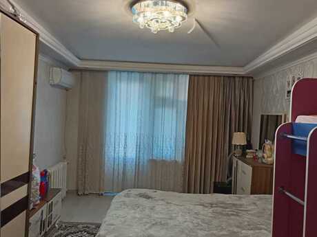 3-комн. вторичка - м. Иншаатчылар - 80 м²