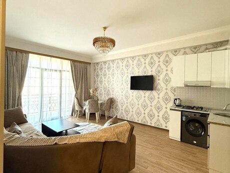 Elan №6307389 - Bakı, 28 May m., 1 otaqlı, 43 m², 11/19 mərtəbə