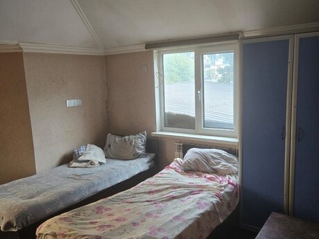 Elan №6307523 - Bakı, Həzi Aslanov q., 3 otaqlı, 150 m², 2/2 mərtəbə
