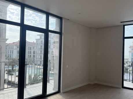 5-комн. новостройка - пос. Sea Breeze - 410 м²