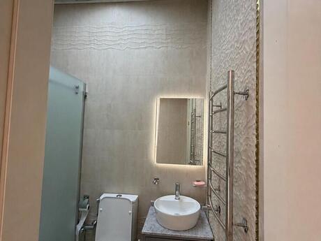 5-комн. дом/дача - пос. Мардакан - 250 м²