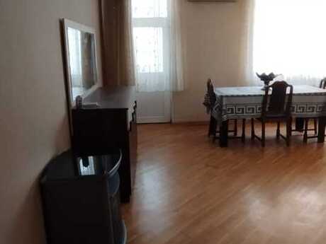 4-комн. новостройка - м. 28 мая - 160 м²