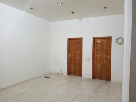 Объект - м. Элмляр Академиясы - 72 м²