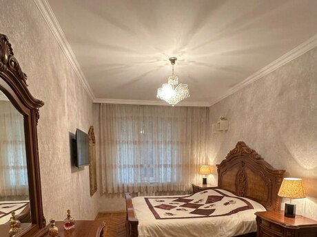 Объявление №6307890 - Баку, м. Гянджлик, 2-комн., 70 м², 9/10 этаж