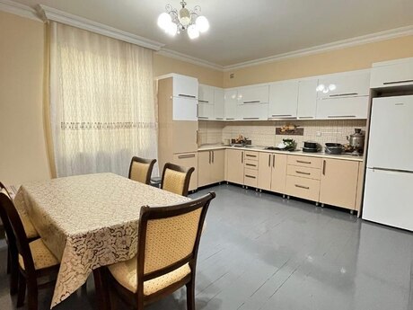 3-комн. дом/дача - пос. Мардакан - 140 м²