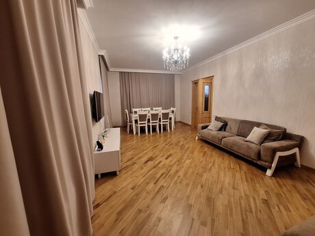6-комн. дом/дача - пос. Мехтиабад - 270 м²