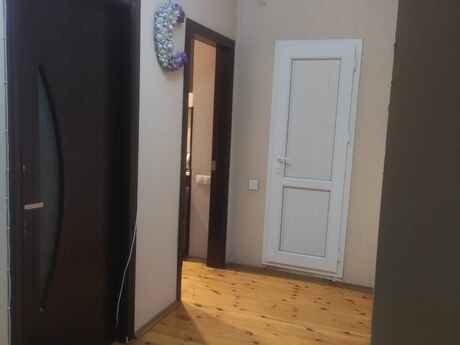 3-комн. новостройка - м. 8 ноября - 87 м²